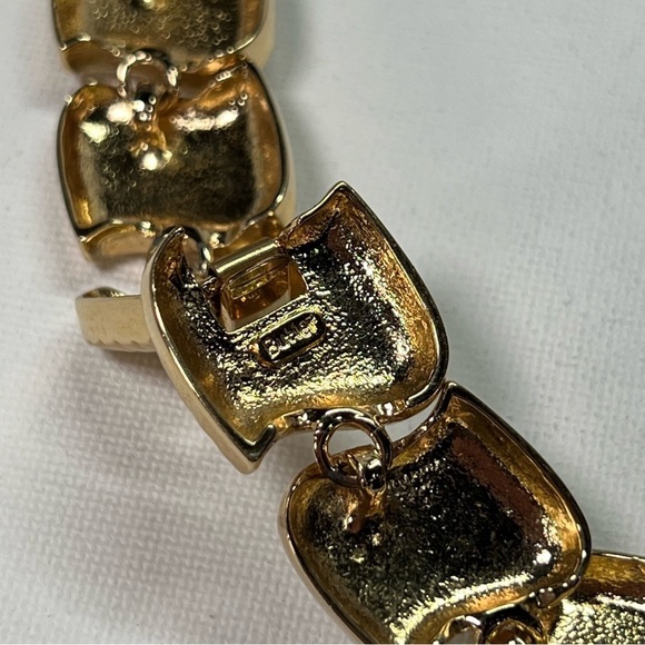 Vintage Butler Gold Tone/Speckled Frosty White Silver Enamel Choker Necklace - Picture 2 of 6